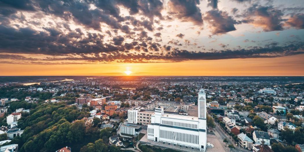 Stay In Kaunas & Radio City - Free Parking Экстерьер фото